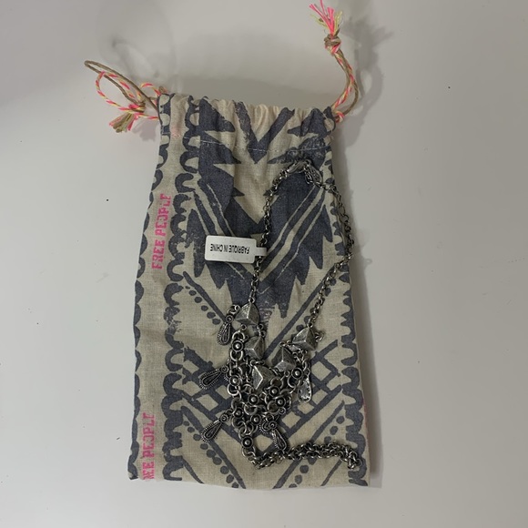 Free people Women Silver Metal Hand Harness Chain Bracelet - Picture 5 of 5